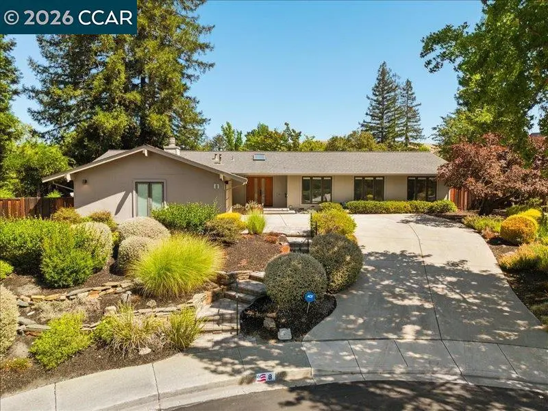Single Family Residence for sale at 8 Dunsmoor Ct, Danville, CA featuring 4 beds and 3 baths