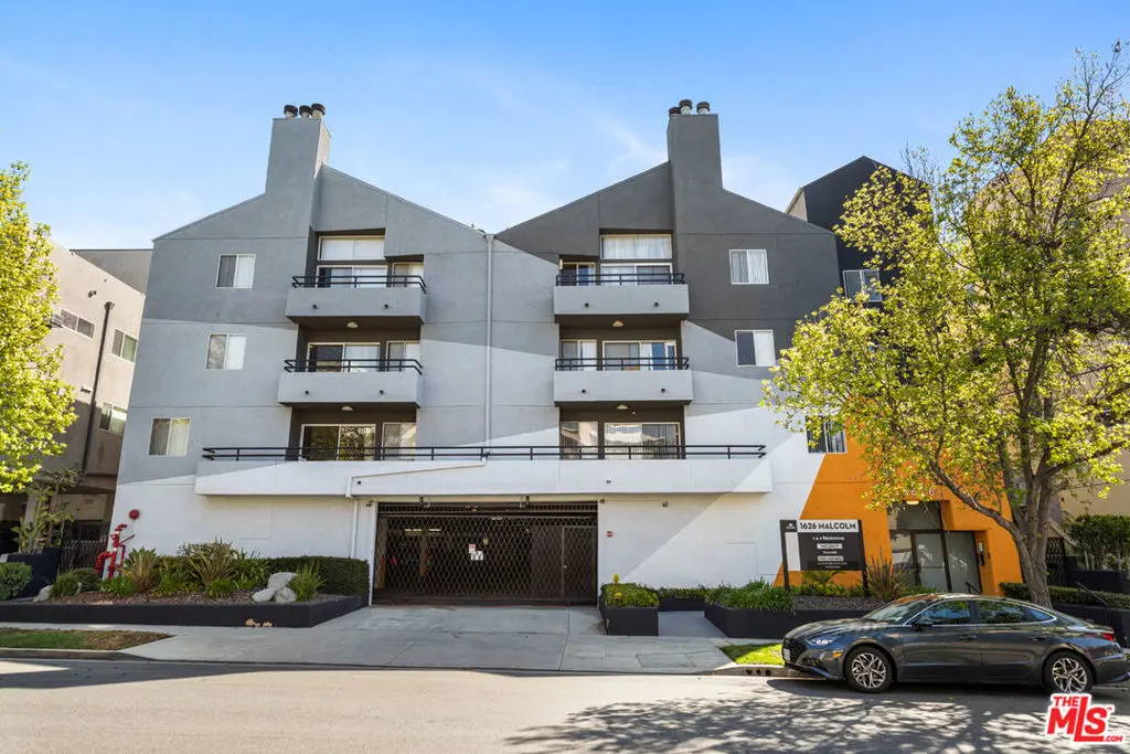 Apartment for rent at 1626 Malcolm Avenue 102, Los Angeles, CA featuring 2 beds and 2 baths
