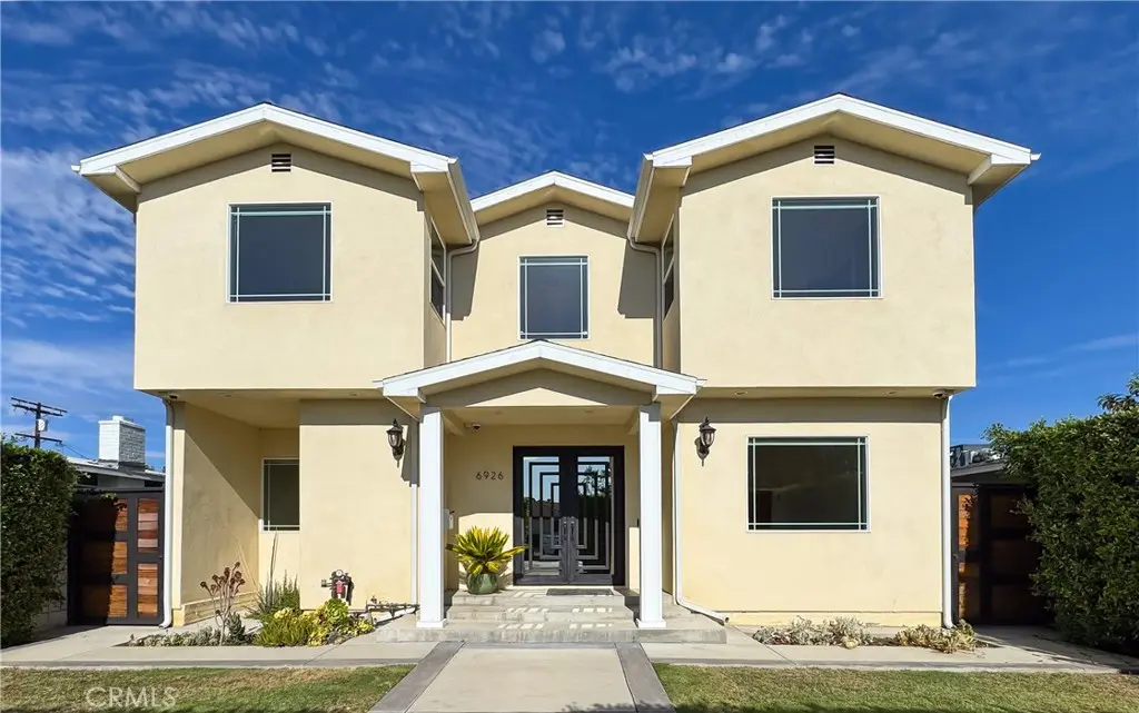6926 Chimineas Avenue, Reseda, CA — listing photo 1