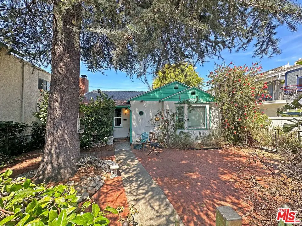 Residential Income for sale at 5623 Woodman Avenue, Los Angeles, CA featuring 5 beds and 4 baths
