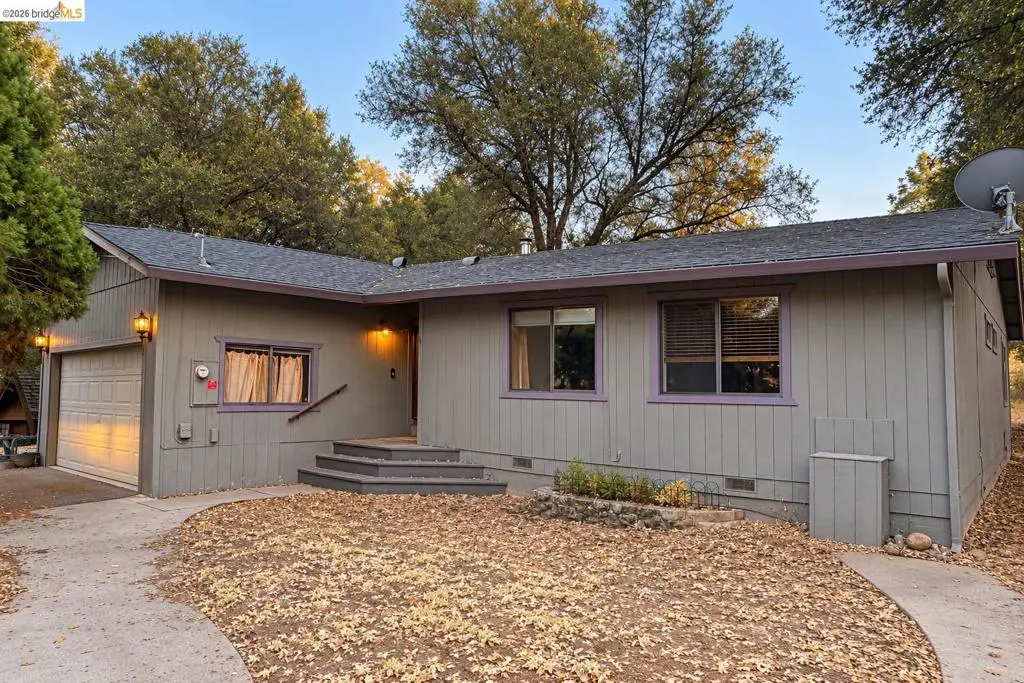 20663 Ferretti Rd, Groveland, CA — listing photo 1