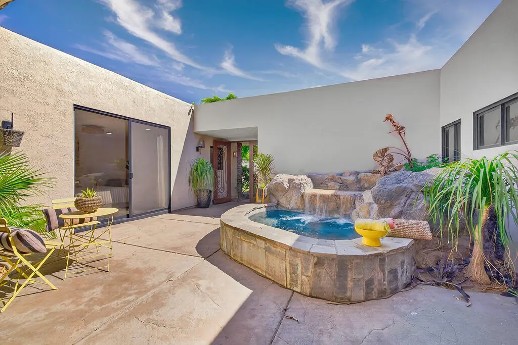 77765 Cottonwood, Indian Wells, CA — listing photo 1
