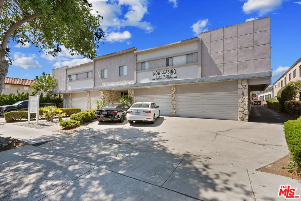 323 E Chestnut Street, Glendale, CA — listing photo 1