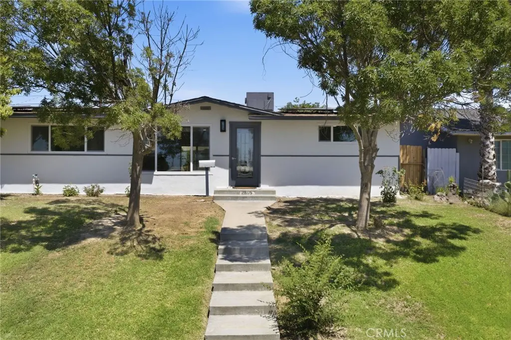 2805 Haley Street, Bakersfield, CA — listing photo 1