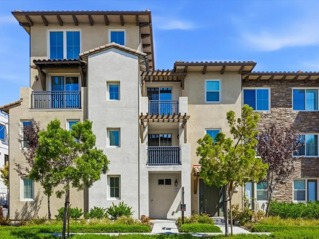 Condominium for sale at 3092 Manuel Street 2, San Jose, CA featuring 2 beds and 2 baths