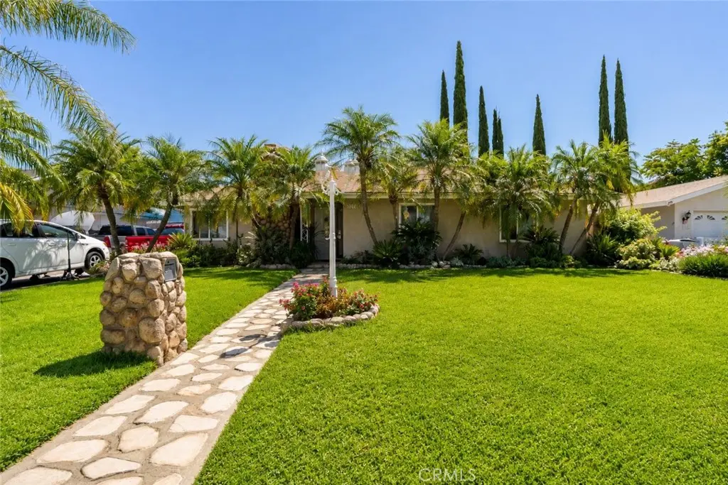 3439 Acacia, San Bernardino, CA — listing photo 1