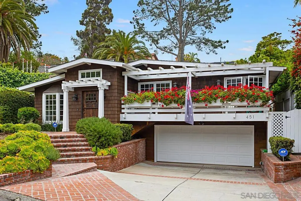 Single Family Residence for rent at , Del Mar, CA featuring 3 beds and 3 baths