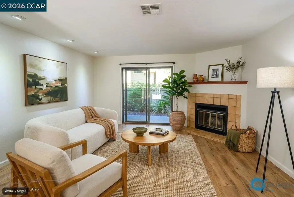 Condominium for sale at 324 Eastgate Ln, Martinez, CA featuring 2 beds and 2 baths
