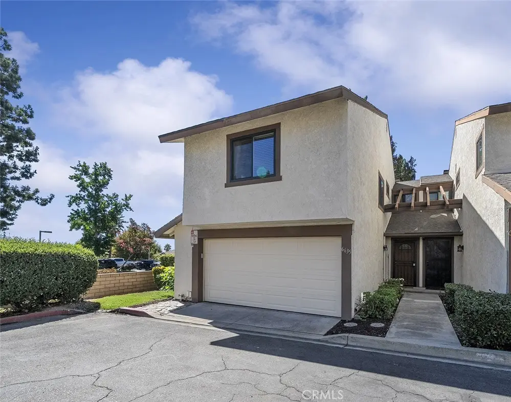 Condominium for sale at 6635 Altawoods Way, Rancho Cucamonga, CA featuring 3 beds and 3 baths
