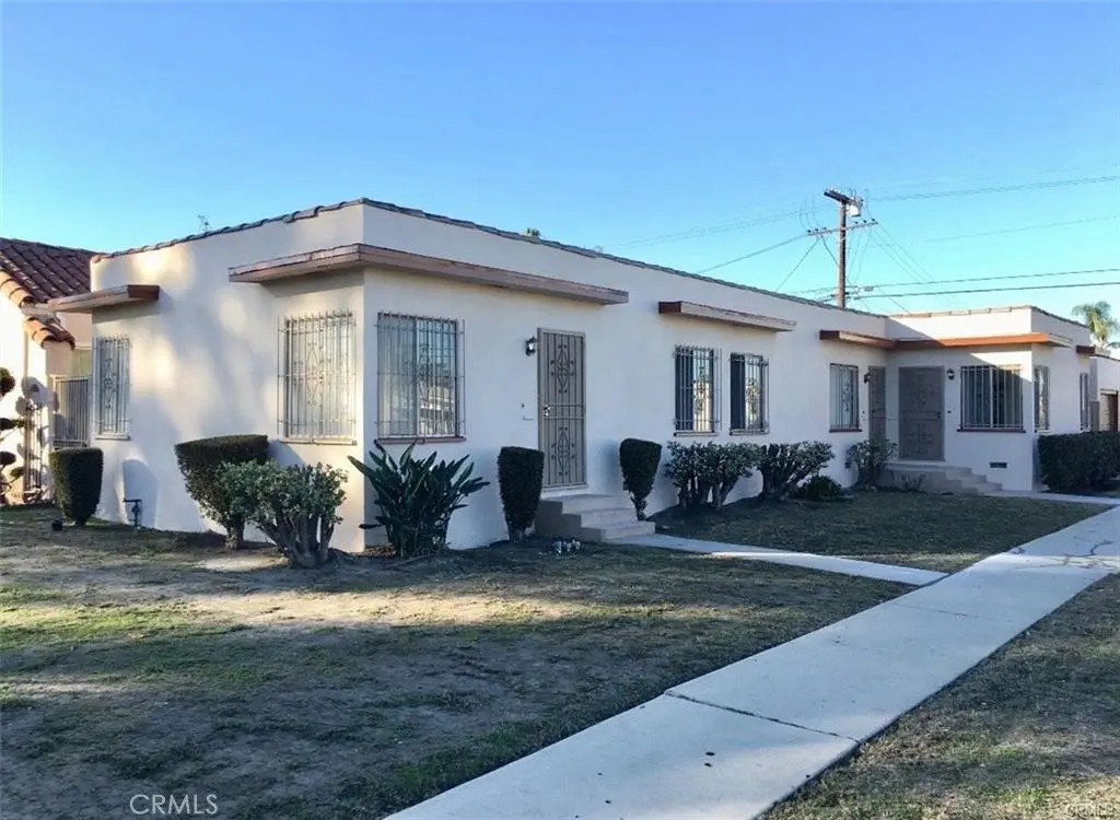 Residential Lease for rent at 1402 W 78th Street, Los Angeles, Los Angeles County, CA featuring 1 bed and 1 bath