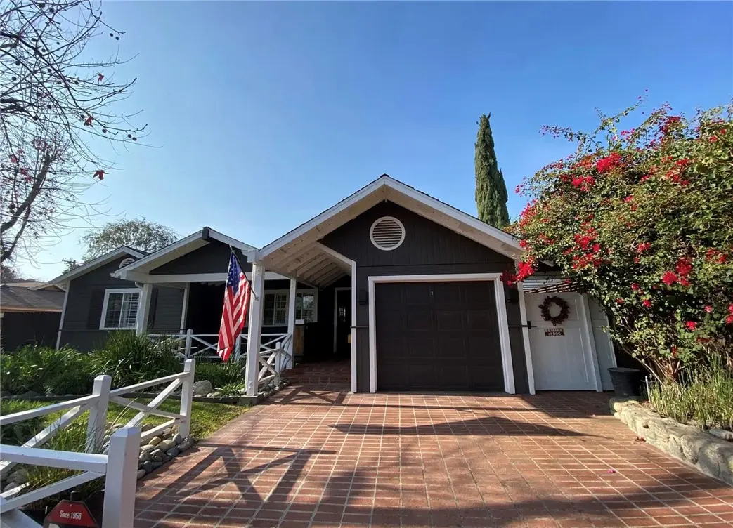 Residential Lease for rent at 349 Norumbega Dr., Monrovia, Los Angeles County, CA featuring 3 beds and 3 baths
