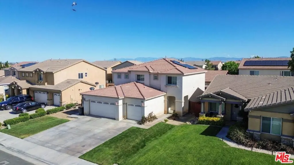 3056 Janine Avenue, Rosamond, CA — listing photo 1