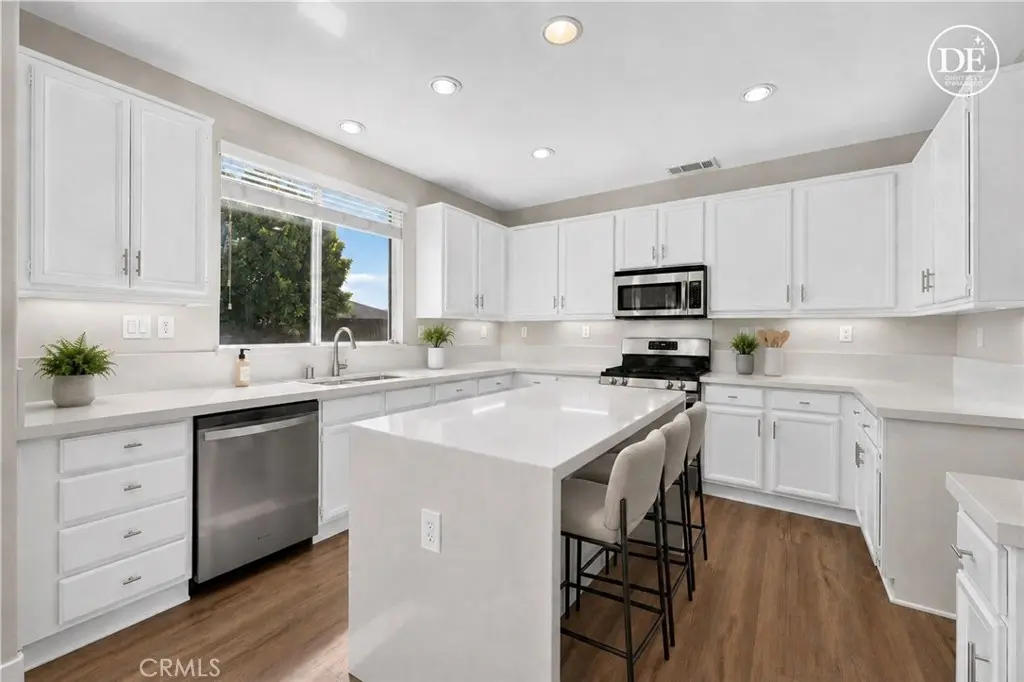 Single Family Residence for sale at 28900 Bayberry Drive, Lake Elsinore, CA featuring 3 beds and 3 baths