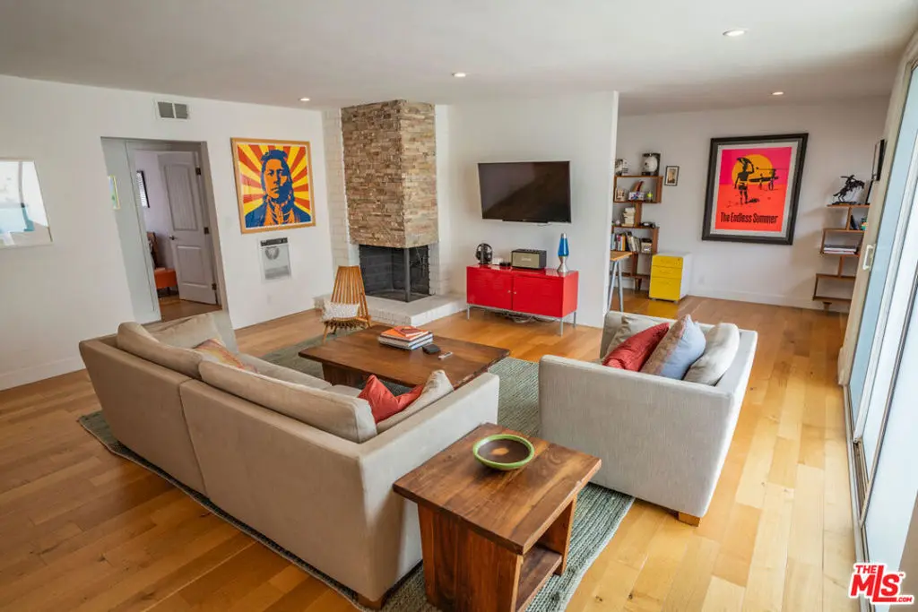 8358 Manitoba Street 5, Playa Del Rey, CA — listing photo 1