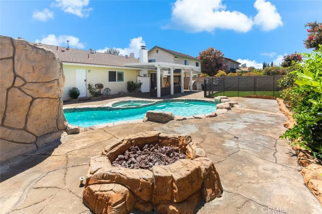 11157 Flower Ave, Fountain Valley, CA — listing photo 1