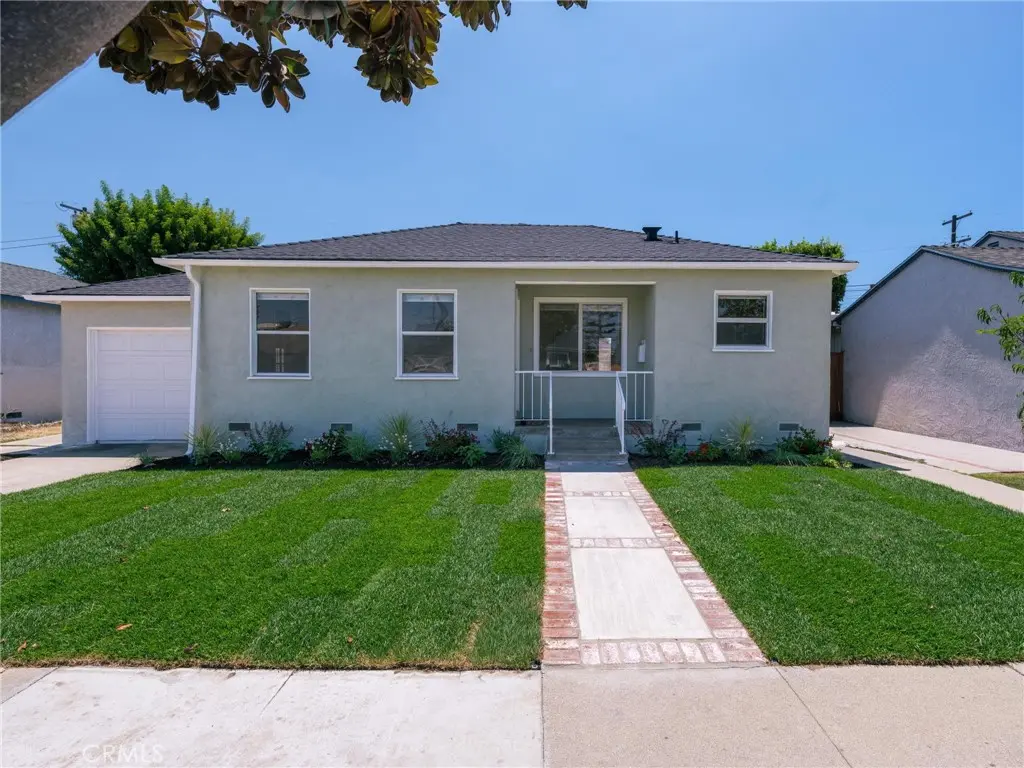 Single Family Residence for sale at 5430 W 122nd, Hawthorne, CA featuring 2 beds and 1 bath