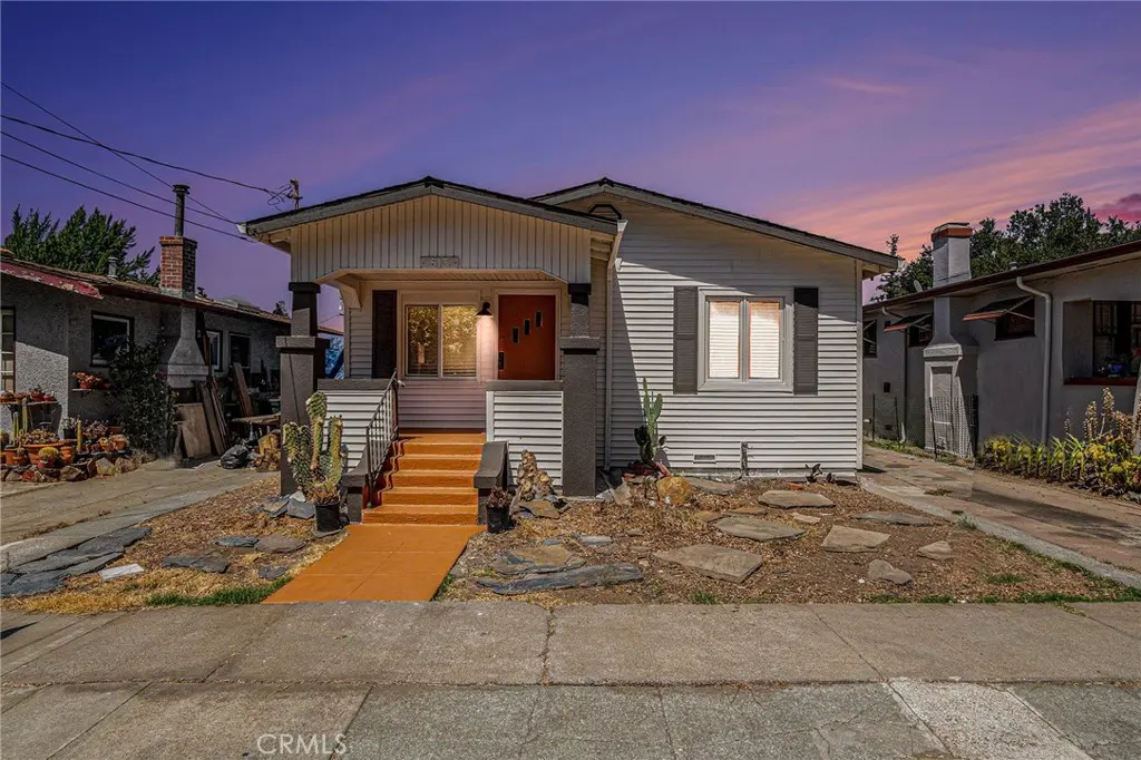 Single Family Residence for sale at 513 Arch Street, Martinez, CA featuring 2 beds and 1 bath