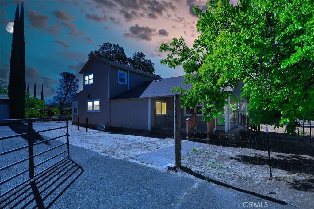 140 Schindler, Clearlake Oaks, CA — listing photo 1