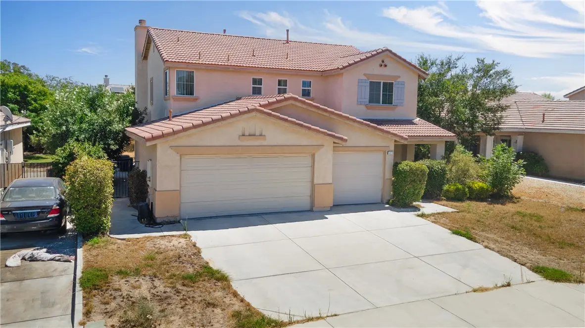 43722 Sawgrass, Lancaster, CA — listing photo 1