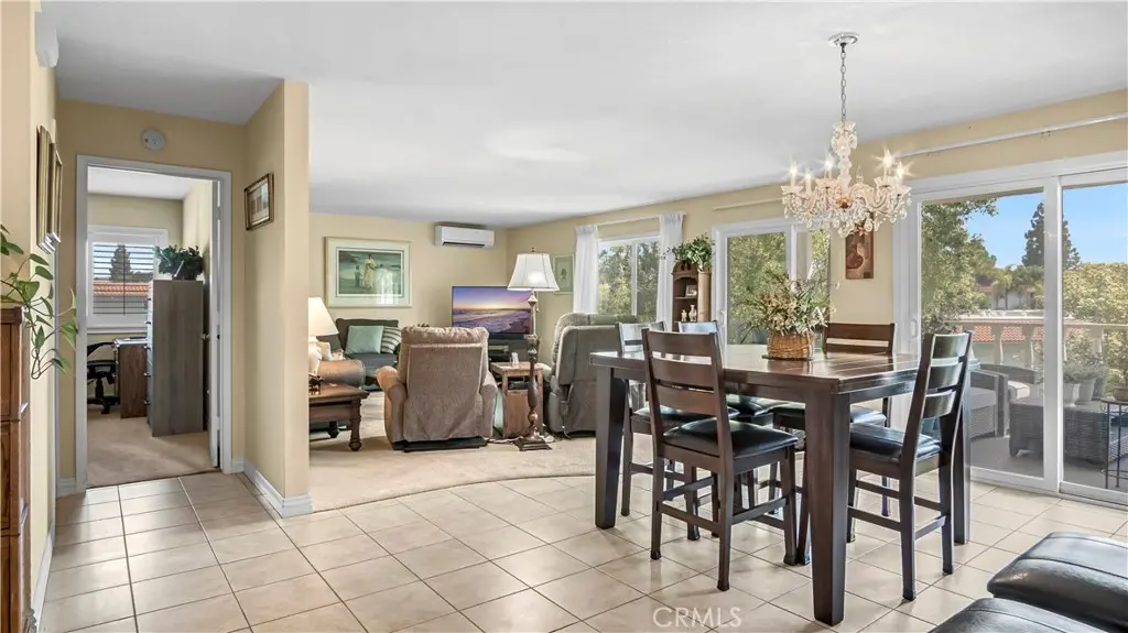 2401 Via Mariposa W 2A, Laguna Woods, CA — listing photo 1