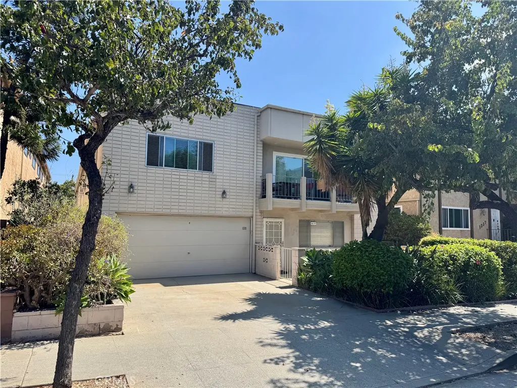 1331 Berkeley Street 3, Santa Monica, CA — listing photo 1