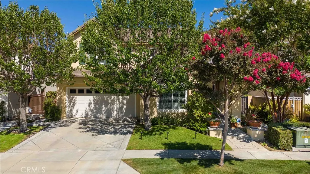 22 Mossdale Court, Azusa, CA — listing photo 1