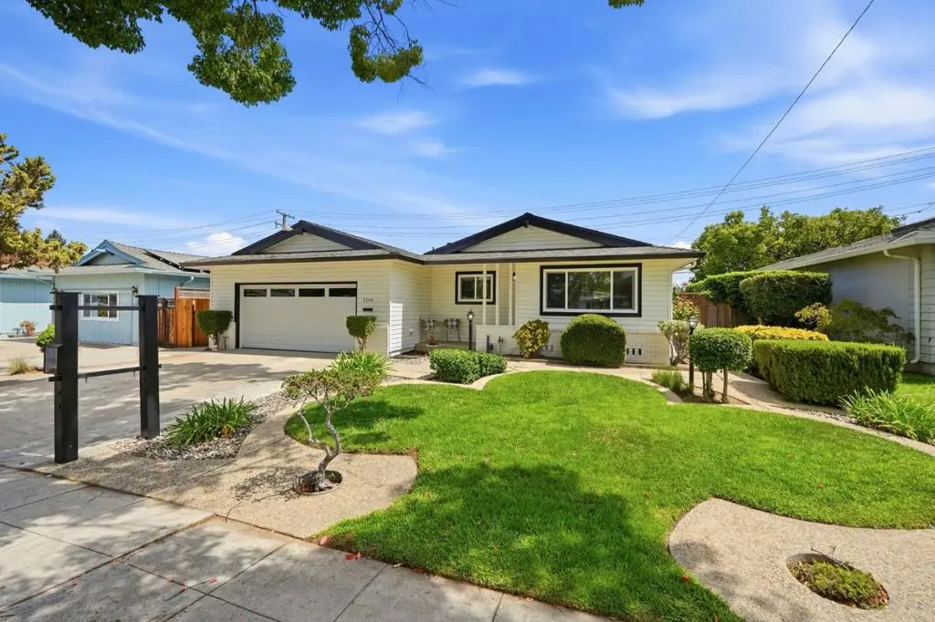 Single Family Residence for sale at 5544 Dwight Avenue, San Jose, CA featuring 4 beds and 2 baths
