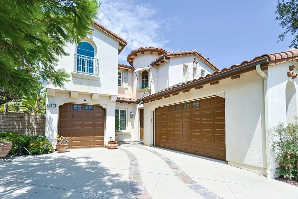 1829 Swan Falls, Simi Valley, CA — listing photo 1