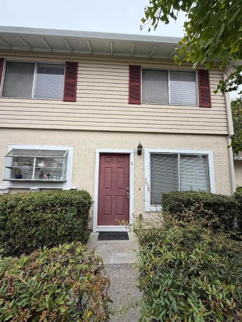Condominium for sale at 2561 EL PORTAL Drive C, San Pablo, CA featuring 2 beds and 3 baths
