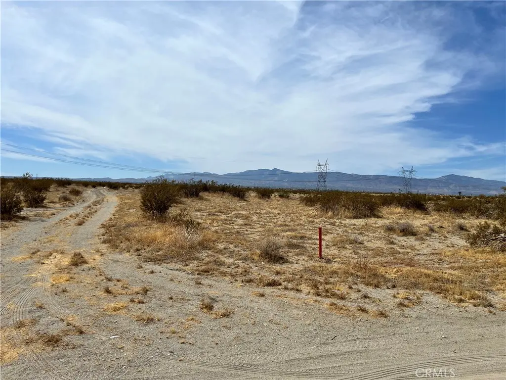 2 Sandstone Road, Phelan, CA — listing photo 1