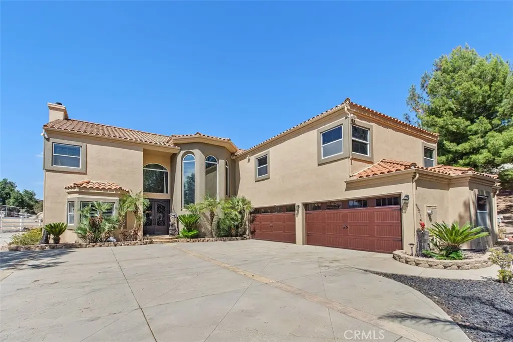 Single Family Residence for sale at 34744 Ortega Highway, Lake Elsinore, CA featuring 5 beds and 5 baths