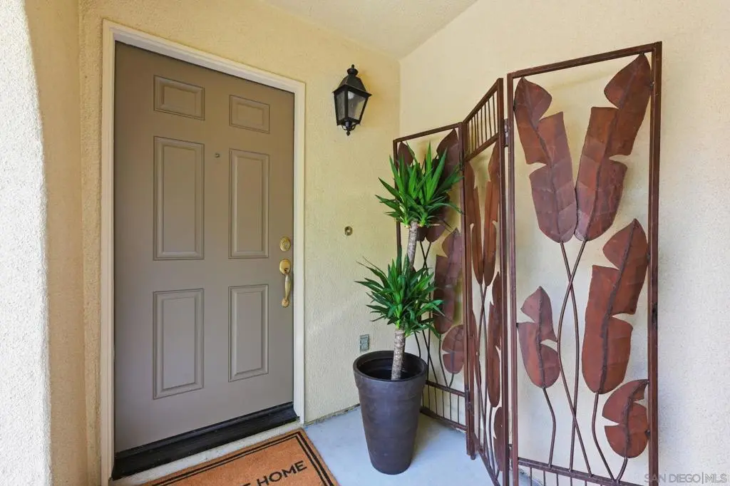 Condominium for sale at 2958 Escala Circle, San Diego, CA featuring 3 beds and 3 baths