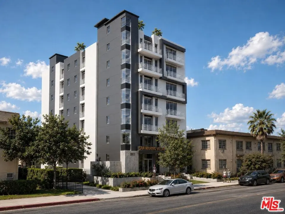 2811 San Marino Street, Los Angeles, CA — listing photo 1