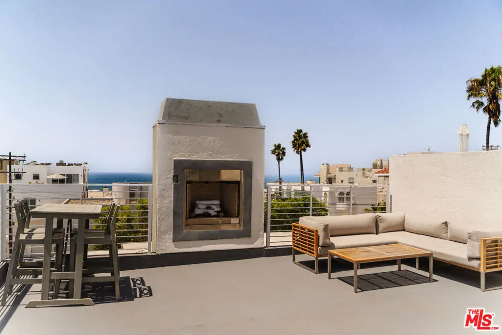 34 Galleon Street, Marina Del Rey, CA — listing photo 1