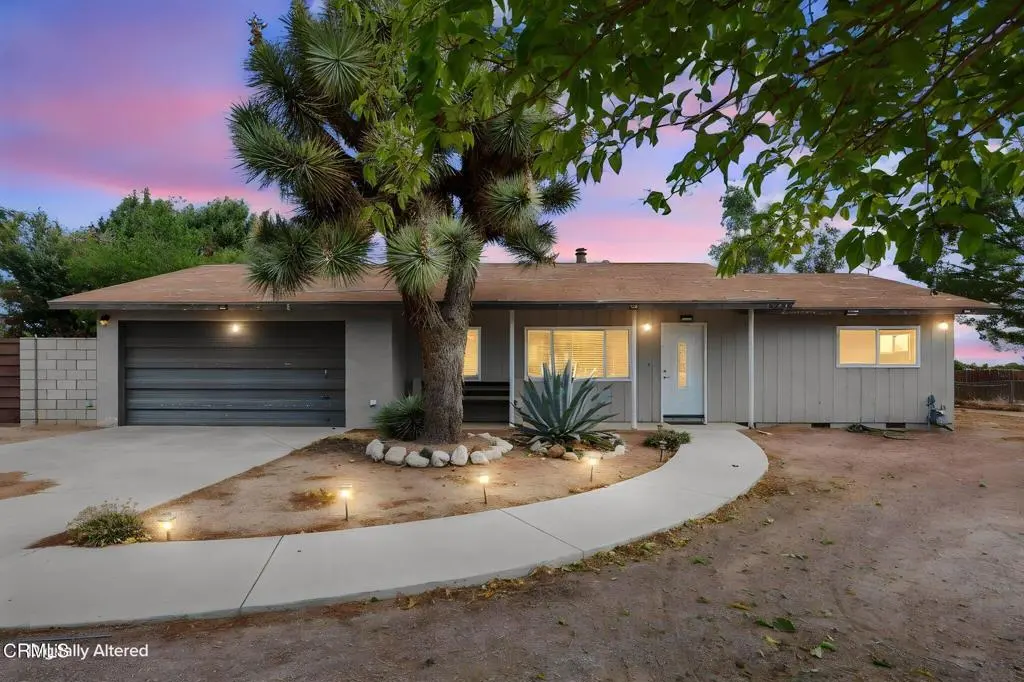 15424 Mesquite Street, Hesperia, CA — listing photo 1