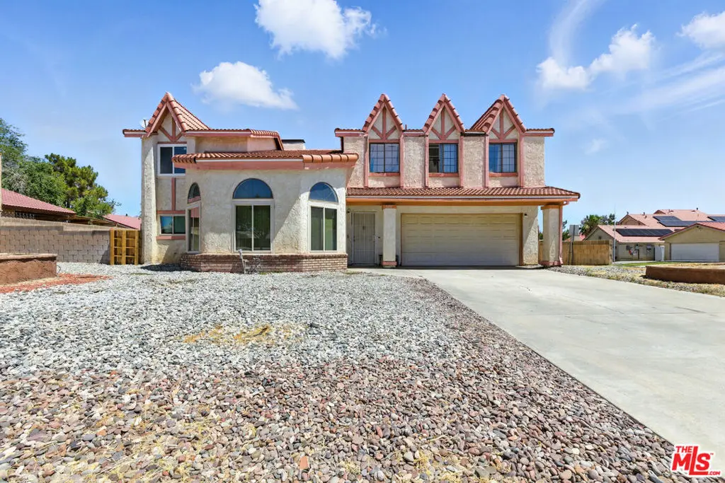 1655 E Avenue K, Lancaster, CA — listing photo 1