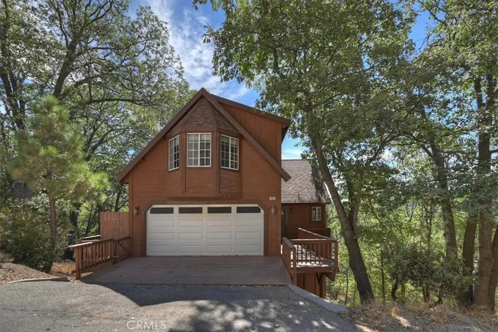 26620 Modoc, Lake Arrowhead, CA — listing photo 1
