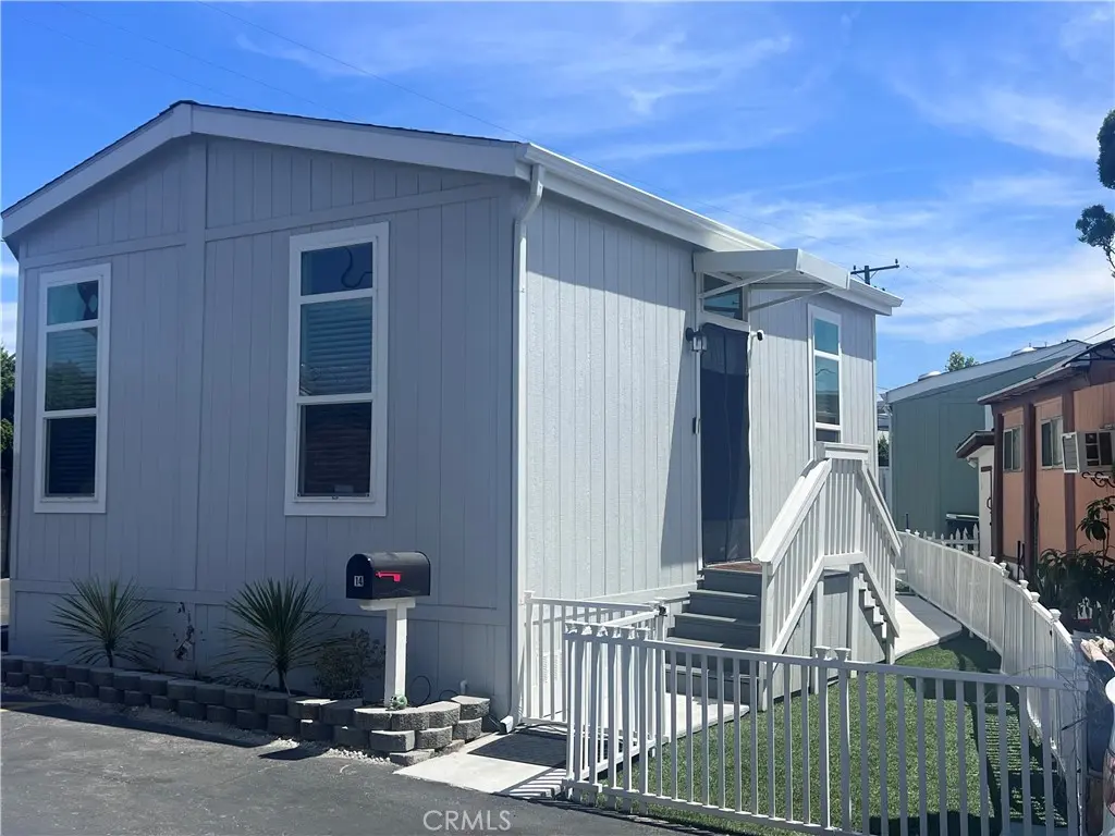 2767 W 1st Street 14, Santa Ana, CA — listing photo 1