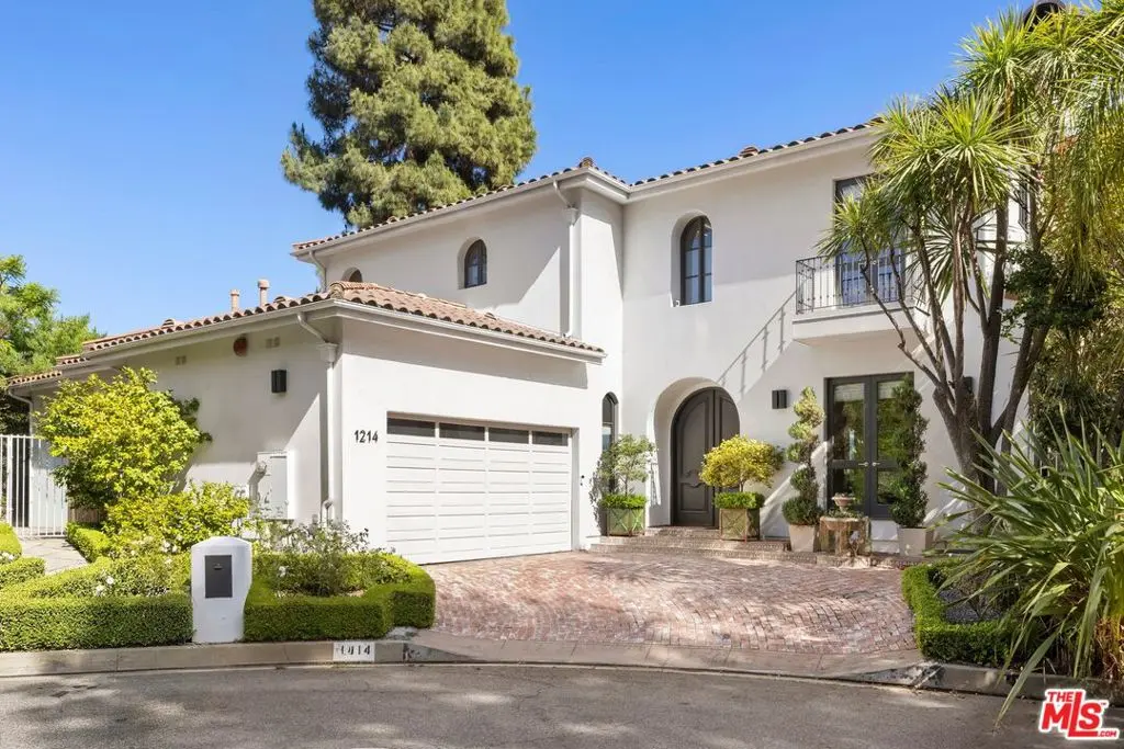 Single Family Residence for sale at 1214 Beverly View Drive, Beverly Hills, Los Angeles County, CA featuring 5 beds and 6 baths