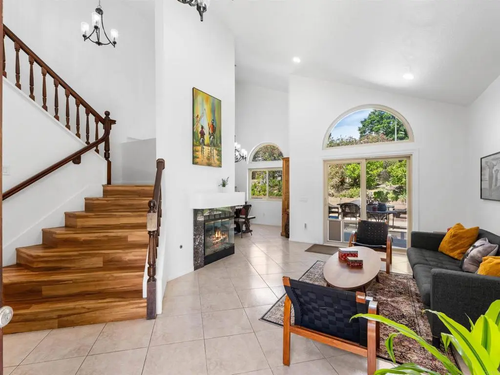 1523 Madrid Drive, Vista, CA — listing photo 1