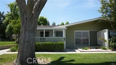 19110 Avenue Of The Oaks D, Newhall, CA — listing photo 1