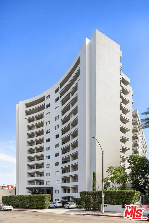 Residential Lease for rent at 7250 Franklin Avenue 616, Los Angeles, Los Angeles County, CA featuring 2 beds and 2 baths