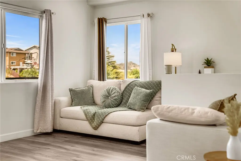 Single Family Residence for rent at 4410 Bowman A, Los Angeles, CA featuring 3 beds and 2 baths