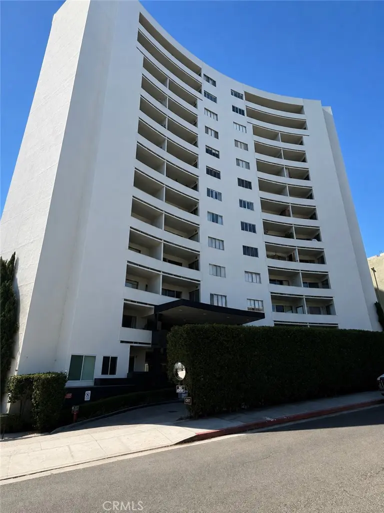 Condominium for sale at 7250 Franklin 310, Los Angeles, CA featuring 2 beds and 2 baths