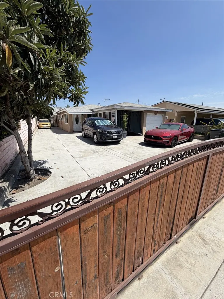 4527 Mcmillan, Lynwood, CA — listing photo 1