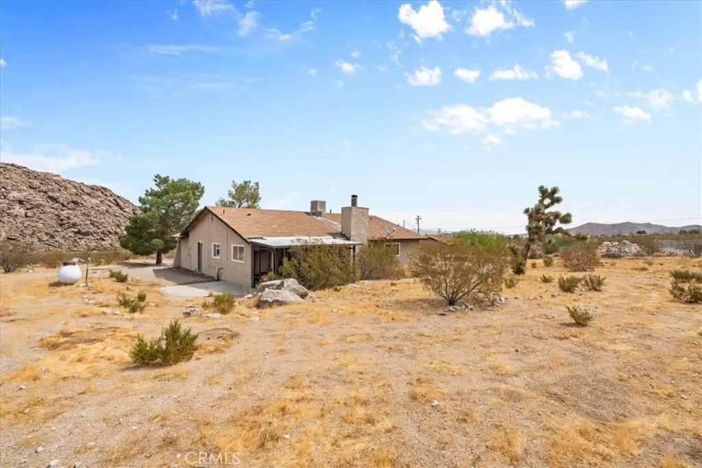 32257 Zircon Road, Lucerne Valley, CA — listing photo 1
