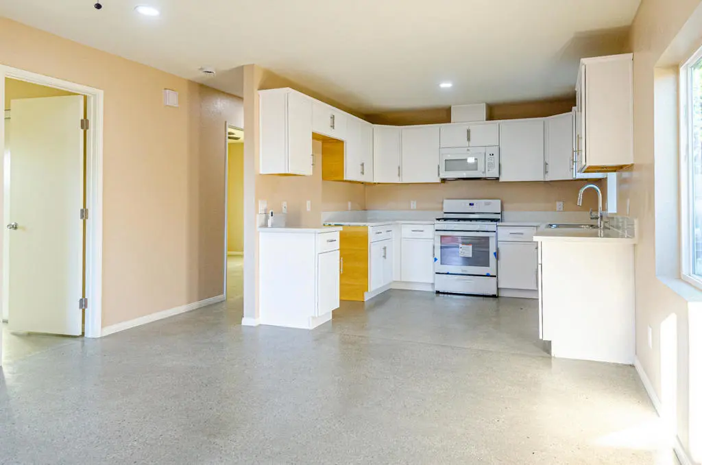 Single Family Residence for rent at 68155 Galardo Road, Cathedral City, CA featuring 2 beds and 1 bath