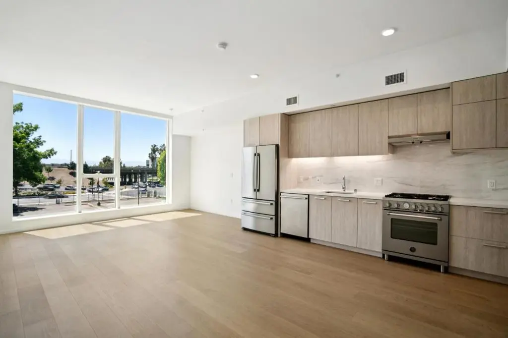 Condominium for sale at 188 W Saint James Street 10308, San Jose, CA and 1 bath