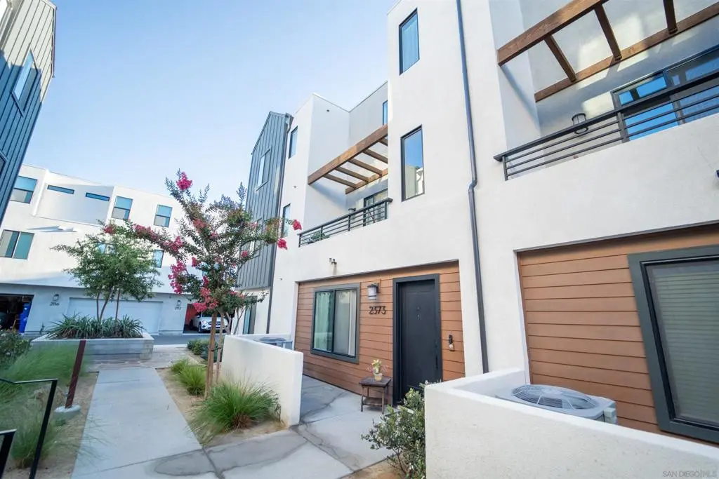 Townhouse for sale at 2373 Acara, San Diego, CA featuring 3 beds and 3 baths
