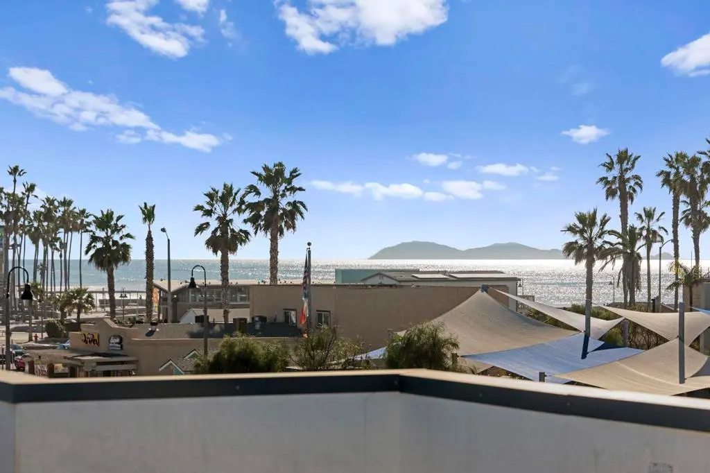 107 Daisy Ave, Imperial Beach, CA — listing photo 1